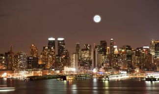 Фреска Причалы Нью-Йорка под полной луной