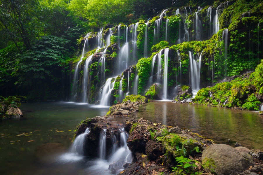 Фреска Красивый водопад