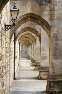 Фотообои замковая аркада