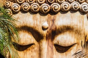 Фотообои Деревянный Будда
